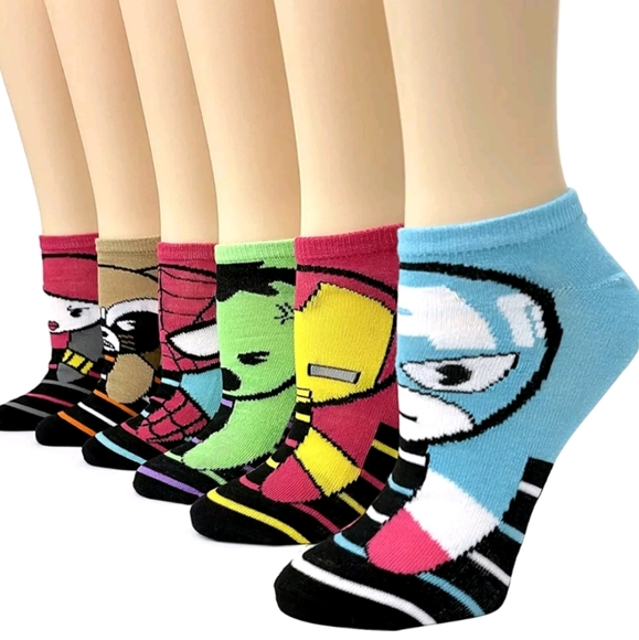 6 Pair Marvel Comics Womens Socks - Picture 1 of 3
